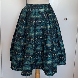 Vintage 1950s embroidered skirt